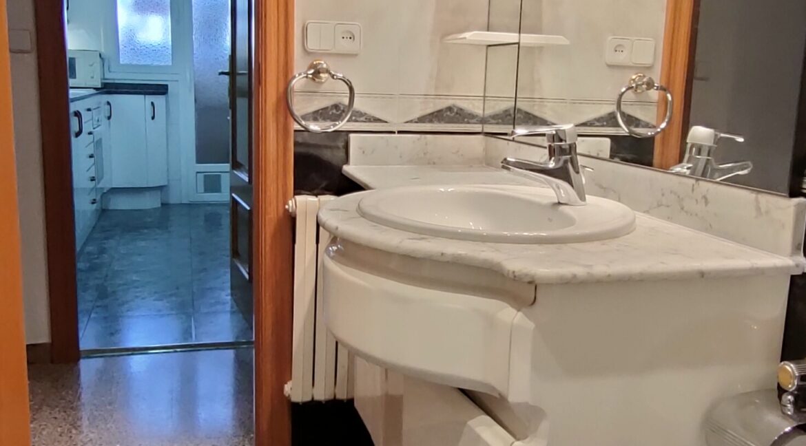 BAÑO2