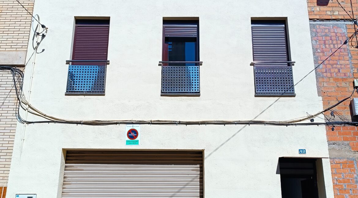 FACHADA
